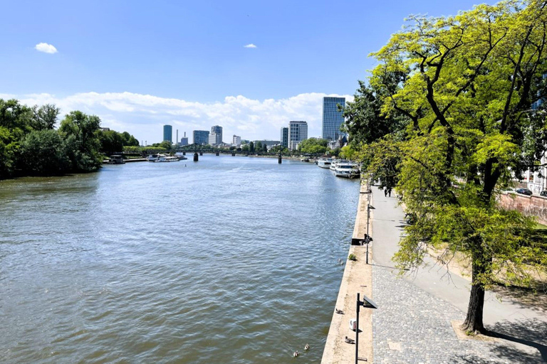 Frankfurt: Guided Walking Tour of Old Town &amp; Hidden Gems