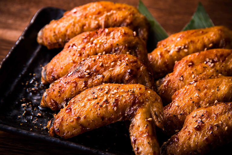 Nagoya : Vie nocturne, cuisine et snack-barsNagoya : vie nocturne, cuisine et bars à grignoter