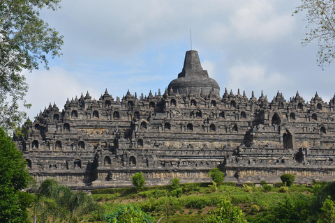 Yogyakarta:Sunrise at Setumbu, Tour of Mount Merapi &amp; Temple