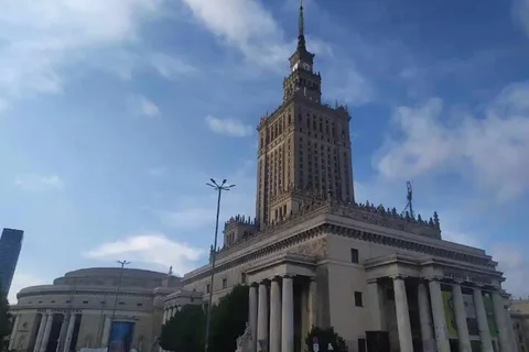 Życie za żelazną kurtyną Warszawska wycieczka piesza