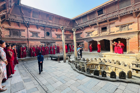 Kathmandu: 5 Days Glimpses of Kathmandu & Nagarkot Tour.