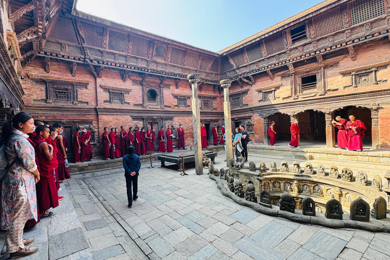 Kathmandu: 5 Days Glimpses of Kathmandu & Nagarkot Tour.