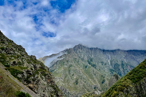 Região de Kazbegi: Caminhadas de um dia