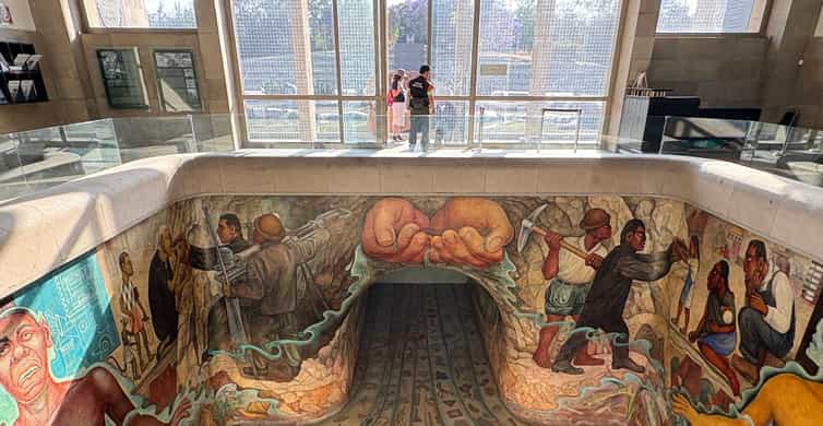 Mexico City: Diego Rivera's Murals Guided Walking Tour photo 14