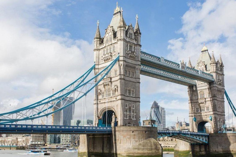 Panoramic London: 2-Hour Open-Top Bus Tour with Live Guide