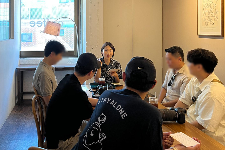 Seoul: Hanok Village Photo Walk (One Price for Two)