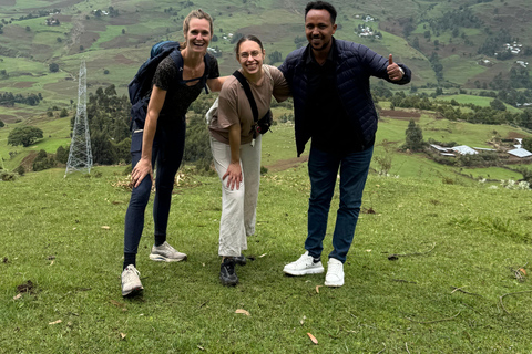 Addis Ababa: Mount Entoto Hike, Injera & Hyena Experience