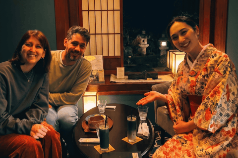 Kanazawa: Private night Tour with Geisha Districts