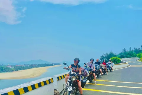 Hue: Excursión Easy Rider por el Paso de Hai Van hacia/desde Hoi An (1 trayecto)