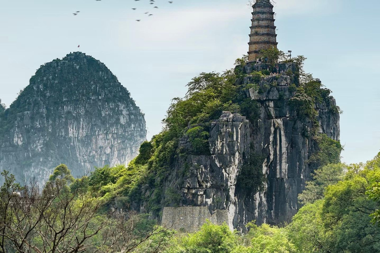 جوهر مدينة غويلين: إطلالة على قمة التل والحرف اليدوية ورحلة نهريةدليل للغات أخرى