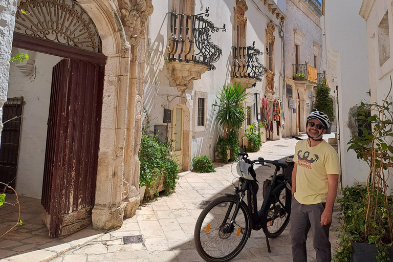 e-bike ring tour between Locorotondo and Martina Franca e-bike tour Locorotondo, Martina Franca and visit to a dairy