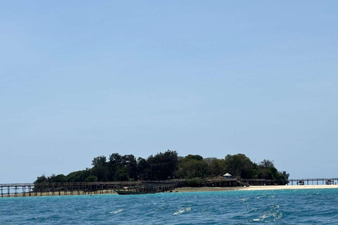 Sansibar: Gefängnisinsel, Salaam-Höhle &amp; The Rock RestaurantPRIVATE TOUR MIT TRANSFER