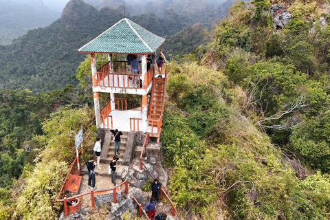 Half Day Hiking to Cat Ba National Park with a Guide