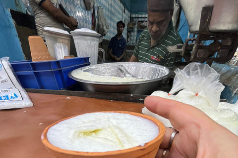 *INGEN SOCKER* : Old Delhi matupplevelse på gatan* INGEN SOCKER* Icke-vegansk matupplevelse