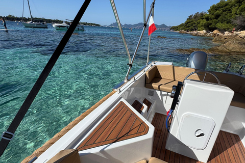 Mandelieu-la-Napoule: Luxury Boat Rental Without a License Mandelieu - 8-hour luxury boat rental without a license (6 people)