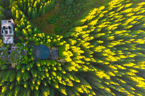 Ore Mountains: Karlovy Vary, Sauersack Mystery & Wetlands