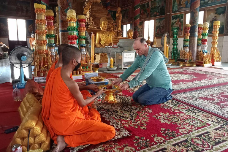 Tempio di Chiso, Neang kmoa e tempio di Taprum Tour storicoTour storico del tempio di Chiso, Neang kmoa e Taprum