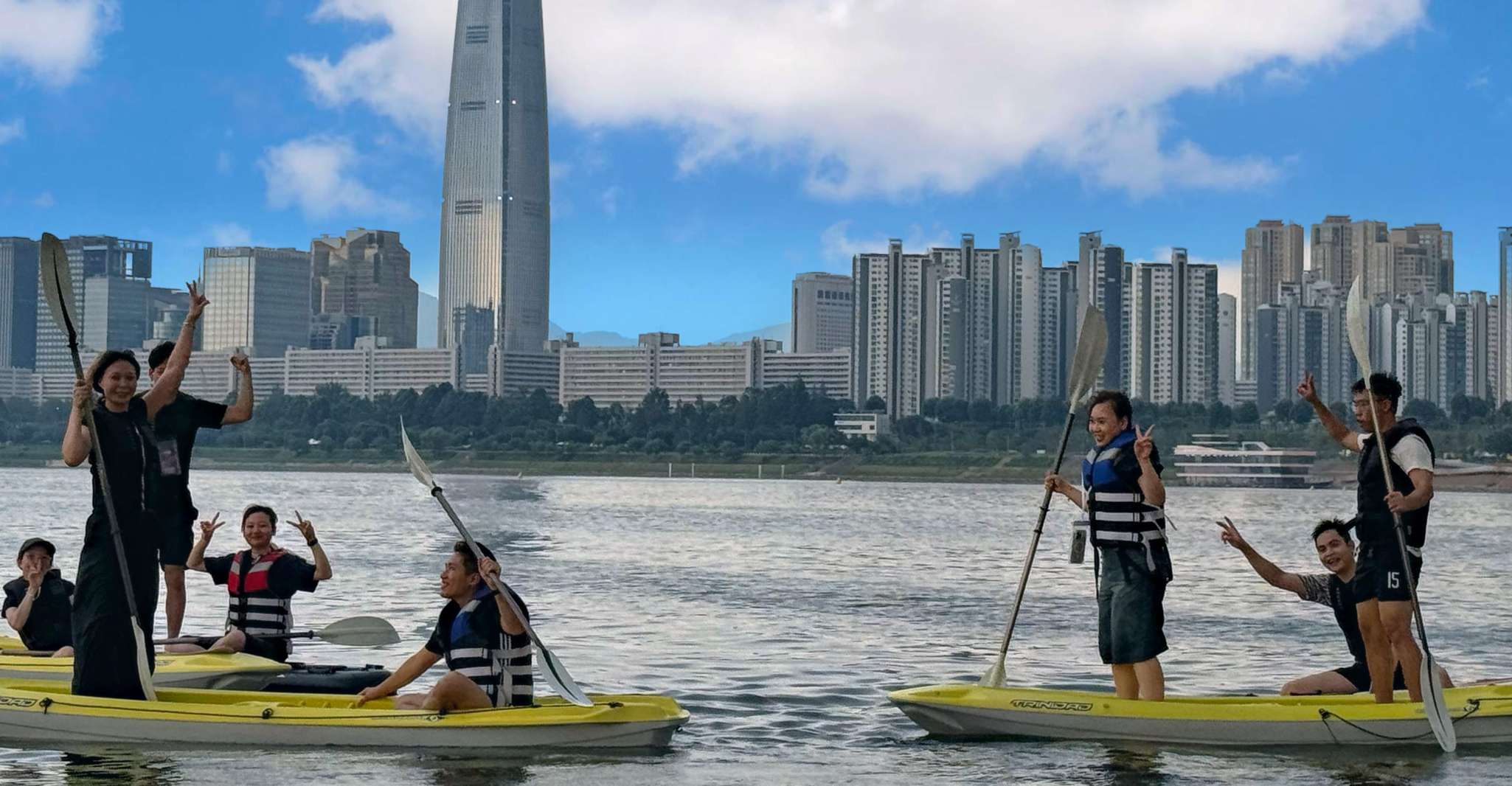 Seoul: Stand Up Paddle Board (SUP) & Kayak in Han River