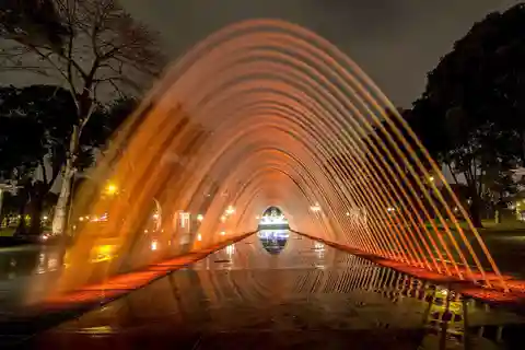 Lima: Incrível Circuito Mágico das Águas + Chabuca Granda Alameda