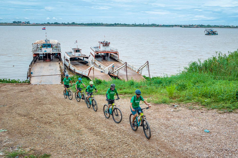 Phnom Penh: Mekong Island Full Day Ride with Lunch