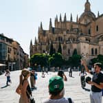Madrid: tour di Toledo e Segovia con cattedrale, Alcazar e pranzo