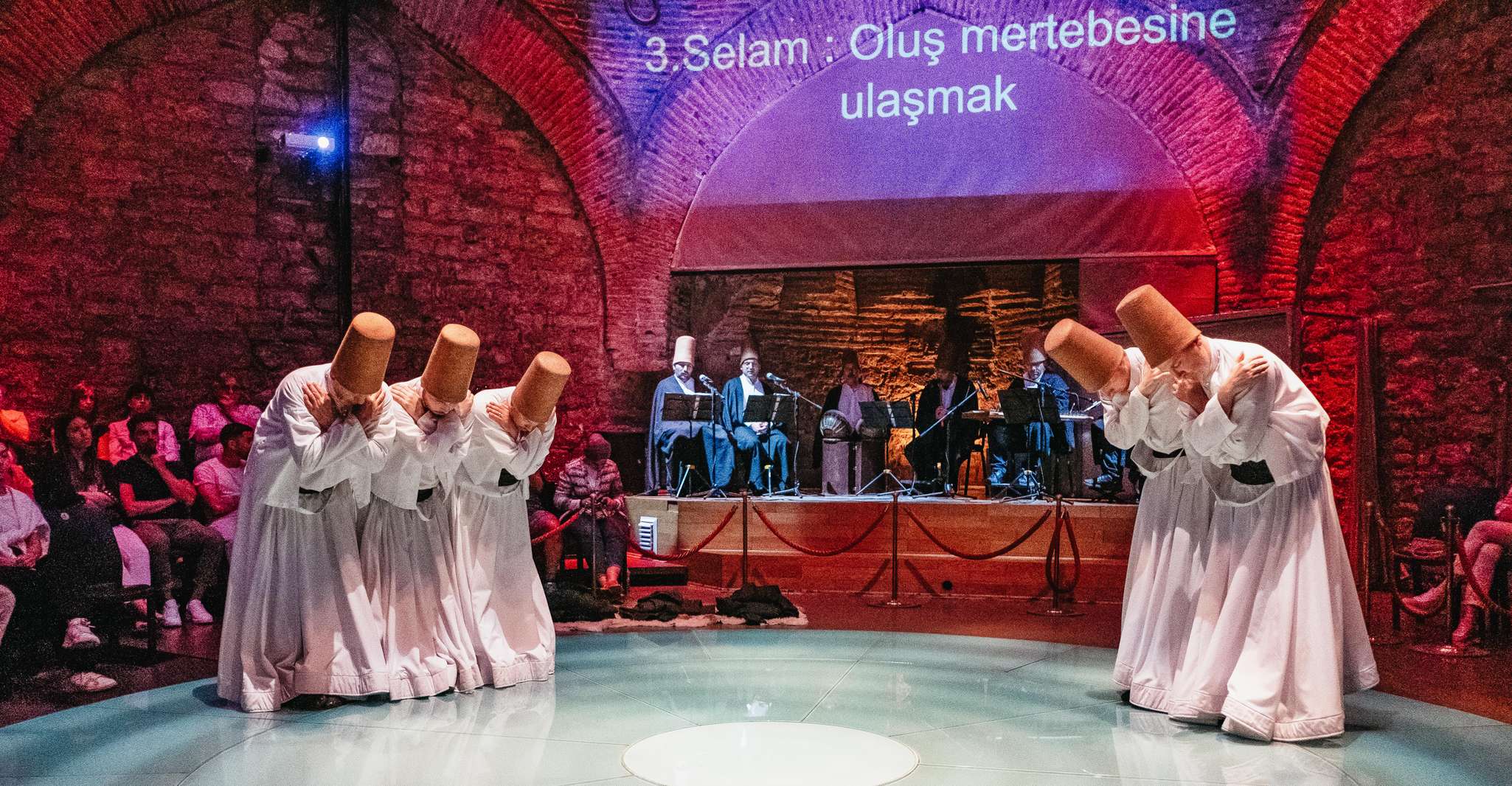 Istanbul, Mevlevi Sema und die Whirling Derwishes Show - Hizvo