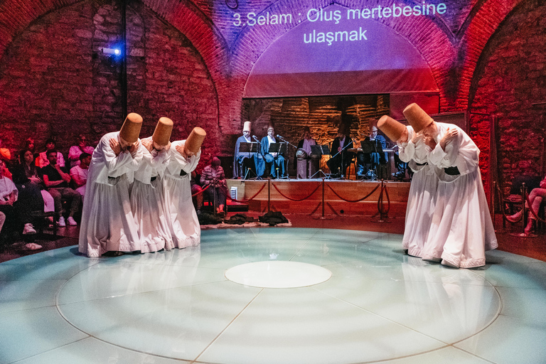 Drehende Derwische Show im HodjaPasha-Kulturzentrum