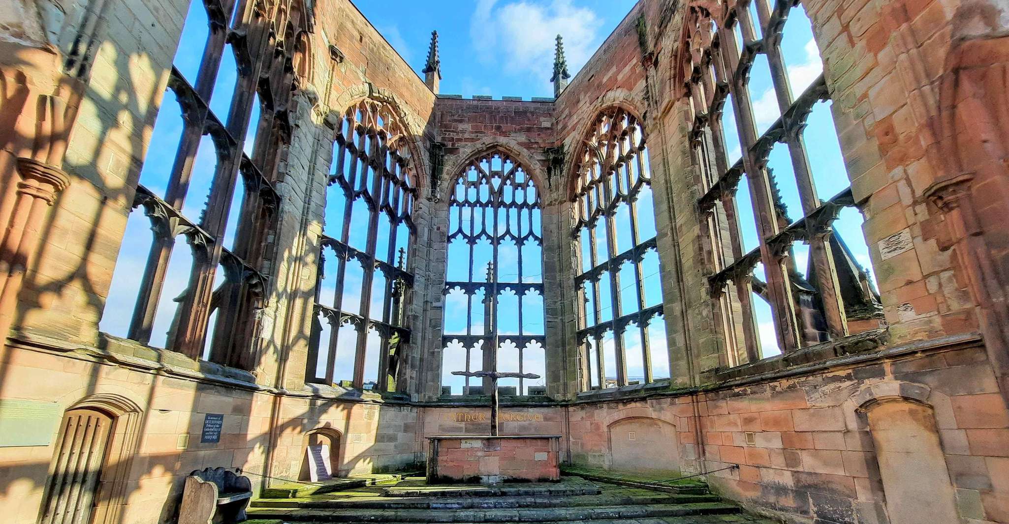 A Self-Guided Tour of Coventry’s Cathedral Quarter - Housity