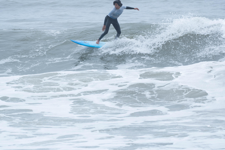 Lima : leçon de surf pour débutants et avancés avec équipement