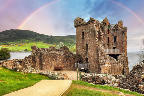 Loch Ness: Urquhart Castle and Culloden Battlefield