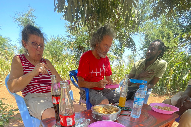 Arusha: Maasai-Dorf und Wildtier-Tagestour