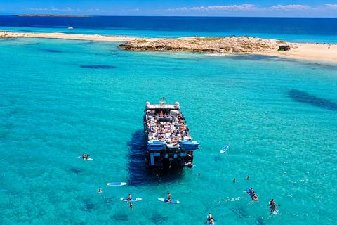 Ibiza: Boat to Formentera with VIP bed, open bar, breakfast, lunch, dinner Full Experience with Sunset (in advance, phase 3)