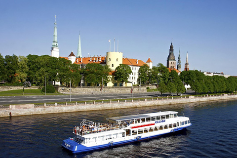 Riga: Daugava Boat Cruise to the Gulf of Riga