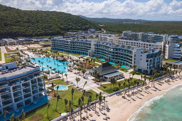 MBJ Airport Taxi to Royalton Blue Water / Ocean Coral Spring