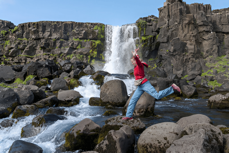 Golden Circle In Spanish - Small Group Tour from Reykjavik