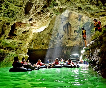 Yogyakarta: Jomblang Cave and Pindul Cave Tour