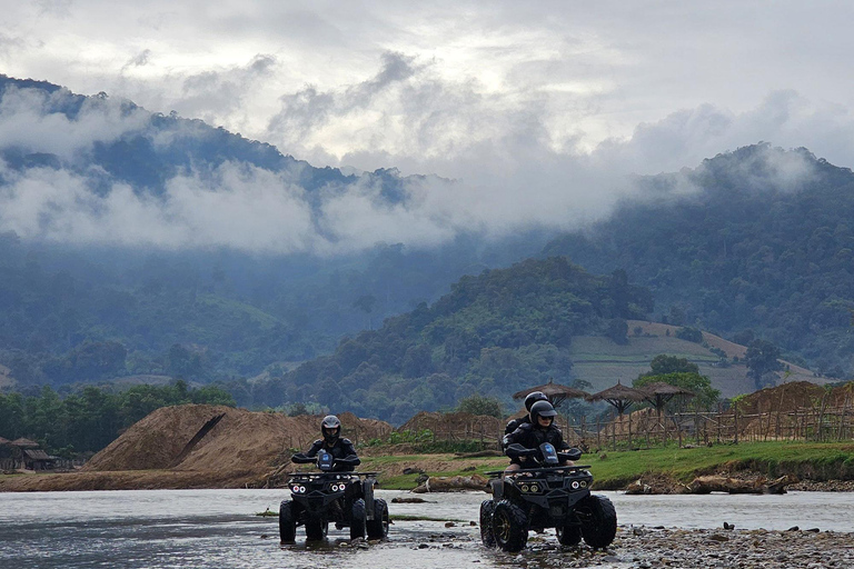 清迈：粘粘瀑布、全地形车和滑索一日旅行清迈：黏黏瀑布、全地形车和滑索一日旅行