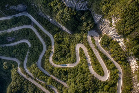 Tianmen Mountain: E-Ticket & Multilingual Guide Options Route A: City Cableway Up & Express Cableway Down