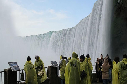 Niagara Falls: Bundle - Journey Behind the Falls and Boat