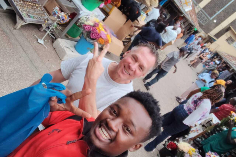 Tour a pie por la ciudad de NairobiNairobi: tour a pie guiado por la cultura y la historia