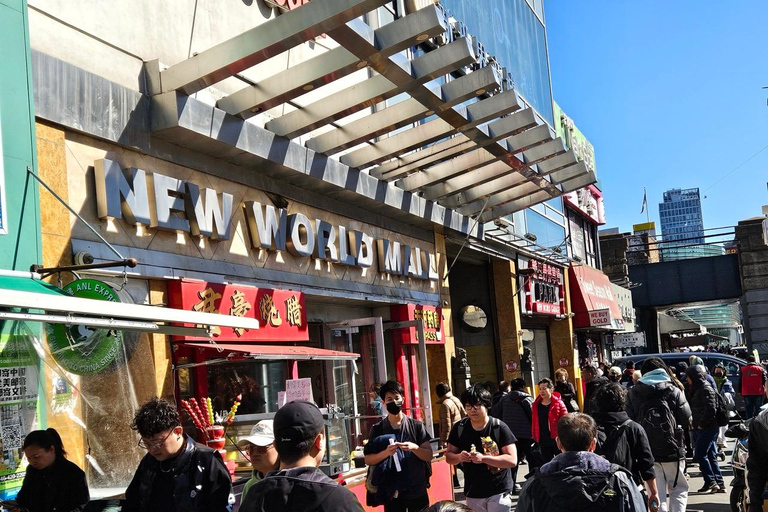 New York: From Spider-Man to Skyline – The World in One City New York: Queens Multicultural Neighborhoods Tour in English