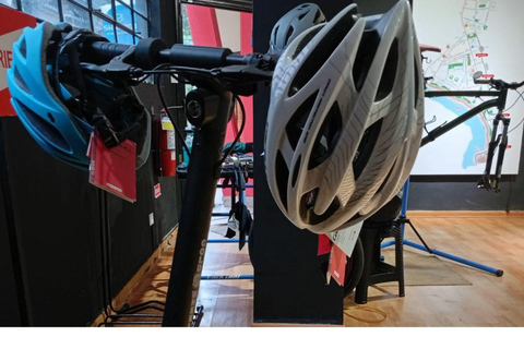 Urban Scooter Exploration: A Miraflores Ride