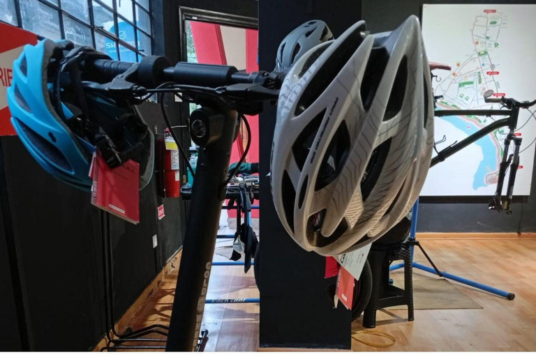 Urban Scooter Exploration: A Miraflores Ride