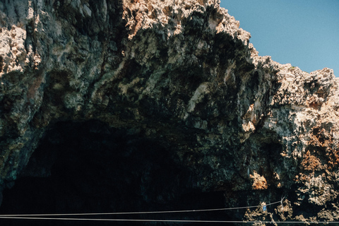 Blue Cave &amp; 5 Islands With swimming and snorkeling