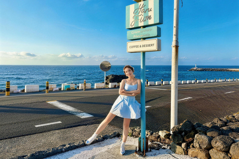 Jeju: Udo Island E-Bike Ride & Insta-Worthy Sea-View Cafe Ultimate Adventure Tour (e-Bike+Speedboat included)
