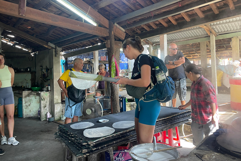 Hoi An: Ruiny My Son; Autobus-Łódź-Widowisko kulturalne-Lunch-Przewodnik