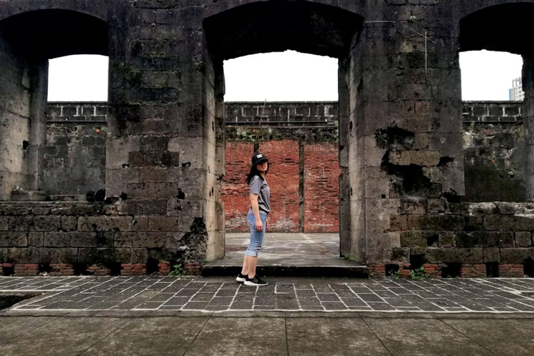 Manila Bike Adventure &amp; Modern Makati Discovery Tour