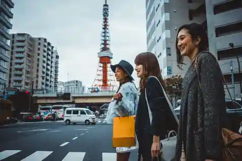 東京：東京シティ＆富士山または箱根2日間プライベートツアー。
