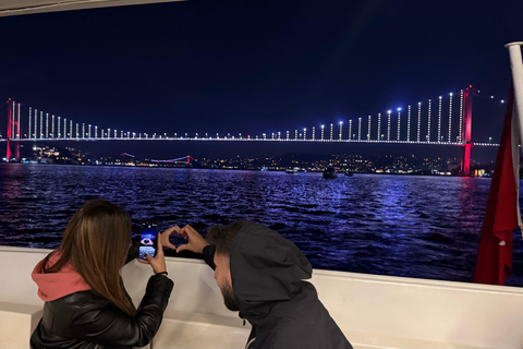 Explore Istanbul: Daily Scenic 2-Hour Bosphorus Cruises Sunset Cruise