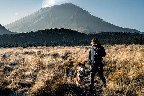 Popocatépetl Sunrise: Volcanic Film Tour from CDMX